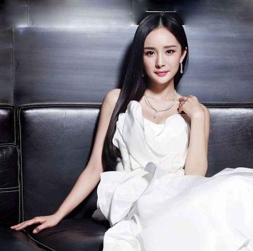 娱乐圈吃瓜明星杨幂是谁,娱乐圈话题女王，多面人生解析