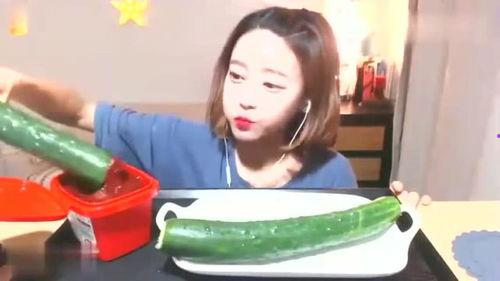 娱乐吃瓜酱大学生活日常,娱乐吃瓜酱的大学日常点滴