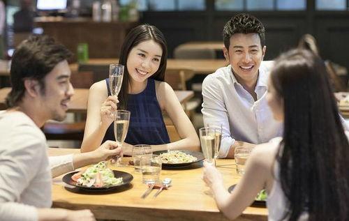 娱乐吃瓜酱带朋友去旅行
